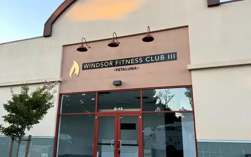 custom outdoor building front signs